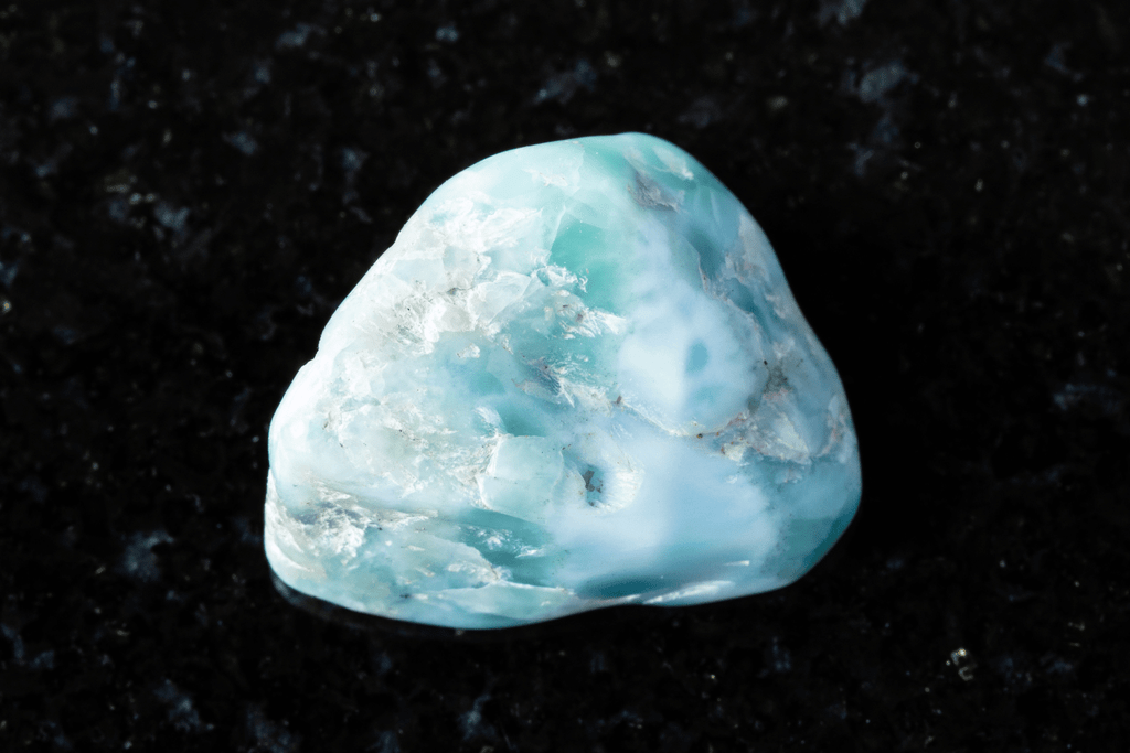Heilsteine und ihre Bedeutung – welcher Stein passt zu Dir? larimar