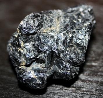 Heilsteine und ihre Bedeutung – welcher Stein passt zu Dir? turmalin schwarz